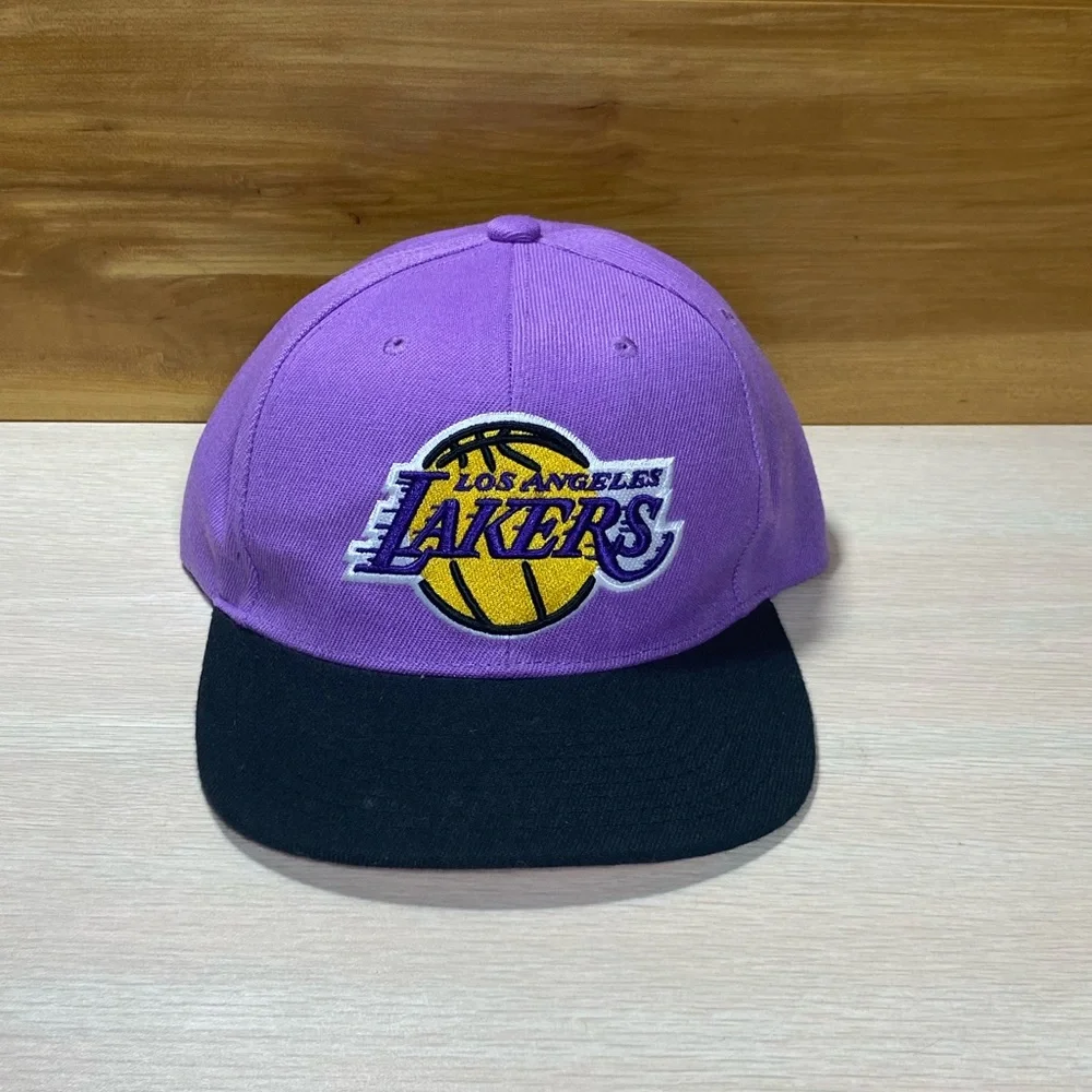 Mitchell & Ness Los Angeles Lakers Snapback Hat Cap Purple/Black/Pink Bottom - Picture 1 of 7